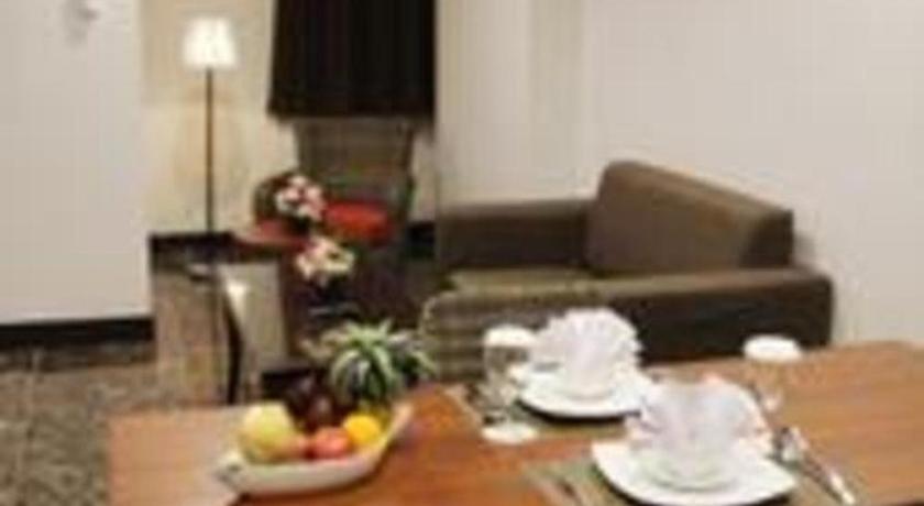 Atrium Premiere Cilacap Extérieur photo